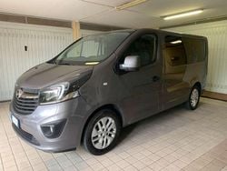 Grigio Usata 2015 Opel Vivaro Monovolume | 13.900 € (Buon prezzo)