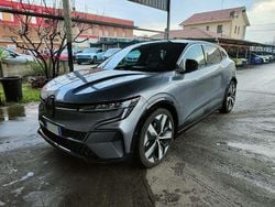 Gray Usata 2025 Renault Megane E-Tech Techno Tre volumi | 25.490 € (Ottimo prezzo)