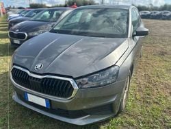 Grigio Usata 2023 Skoda Fabia Ambition Due volumi | 11.450 € (Super prezzo)
