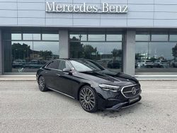 Nero ossidiana Nuova 2025 Mercedes E450 Tre volumi | 102.935 € (Ottimo prezzo)