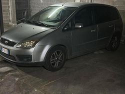Usata 2004 Ford C-MAX Monovolume | 3200 €