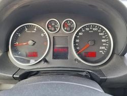 Grigio Usata 2005 Audi A2 Due volumi | 1950 € (Buon prezzo)