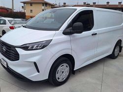 Bianco pastello Usata 2024 Ford Transit Custom Trend Tre volumi | 26.500 € (Super prezzo)