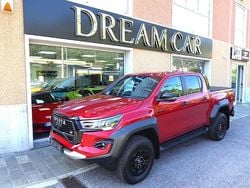 Rosso metallizzato Nuova 2025 Toyota HiLux Sport Pick-up | 64.990 € (Molto cara)