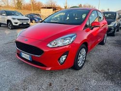 Rosso Usata 2019 Ford Fiesta Tre volumi | 10.700 € (Buon prezzo)
