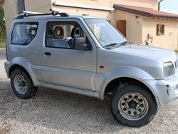 Grigio Usata 2001 Suzuki Jimny SUV | 8900 € (Buon prezzo)