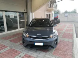 Grigio Usata 2022 Kia Stonic Urban SUV | 12.500 € (Ottimo prezzo)
