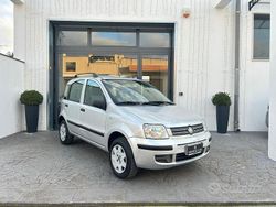 Grigio Usata 2009 Fiat Panda Tre volumi | 4300 € (Buon prezzo)
