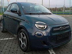 Peackok blue Usata 2023 Fiat 500e Action Due volumi | 14.500 € (Ottimo prezzo)