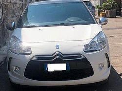 Bianco Usata 2010 DS Automobiles DS3 So Chic | 4500 €