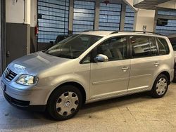 Argento Usata 2003 VW Touran Trendline Monovolume | 4500 € (Molto cara)