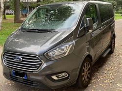 Grigio Usata 2018 Ford Tourneo Titanium Monovolume | 27.500 € (Buon prezzo)