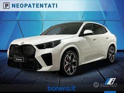 Alpin white pastello Usata 2024 BMW iX2 M Sport SUV | 49.900 € (Molto cara)