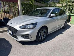 Argento Usata 2021 Ford Focus ST-Line Tre volumi | 17.600 € (Buon prezzo)