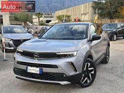Grigio con tetto nero Usata 2022 Opel Mokka Elegance SUV | 16.999 € (Buon prezzo)