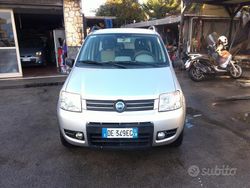 Argento Usata 2006 Fiat Panda 4x4 Due volumi | 3699 € (Buon prezzo)