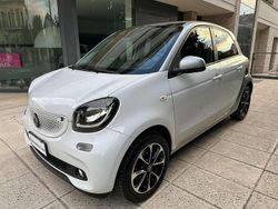 Bianco Usata 2016 Smart ForFour Passion Due volumi | 11.690 € (Buon prezzo)