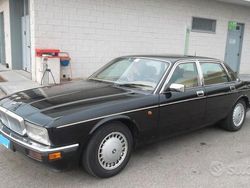 Nero Usata 1992 Jaguar XJ Tre volumi | 15.000 €