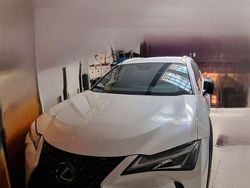 Bianco Usata 2020 Lexus UX 250h SUV | 24.000 € (Buon prezzo)