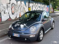 Grigio Usata 2003 VW Beetle Tre volumi | 2500 € (Buon prezzo)