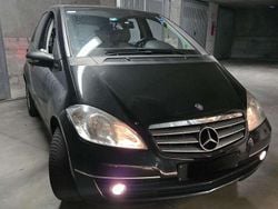 Nero Usata 2010 Mercedes A160 Edition Monovolume | 3500 € (Buon prezzo)