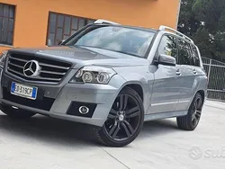 Usata 2010 Mercedes GLK220 Chrome SUV | 12.800 € (Cara)
