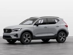 Vapour grey Usata 2023 Volvo XC40 Plus SUV | 49.900 €
