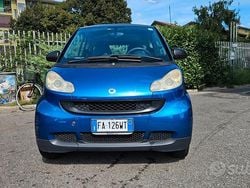 Usata 2009 Smart ForTwo Coupé Passion Due volumi | 4000 € (Buon prezzo)