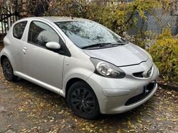Grigio Usata 2006 Toyota Aygo Due volumi | 2500 € (Buon prezzo)