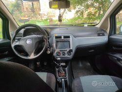 Usata 2009 Fiat Grande Punto Due volumi | 1400 €