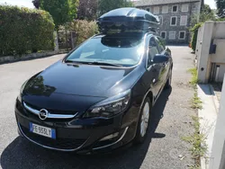 Usata 2016 Opel Astra Cosmo Station wagon | 8900 € (Molto cara)