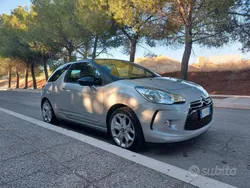Argento Usata 2011 Citroën DS3 So Chic Due volumi | 4200 € (Ottimo prezzo)