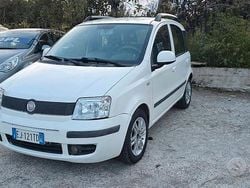 Bianco Usata 2011 Fiat Panda Dynamic Due volumi | 4000 € (Buon prezzo)