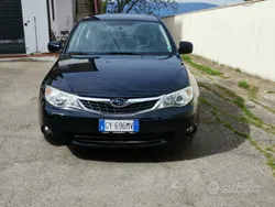 Usata 2009 Subaru Impreza Tre volumi | 6100 € (Buon prezzo)