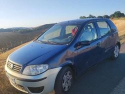 Usata 2004 Fiat Punto Tre volumi | 500 € (Super prezzo)