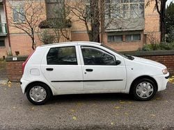 Bianco Usata 2000 Fiat Punto Tre volumi | 500 € (Buon prezzo)