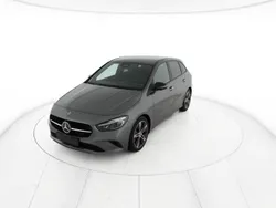 Grigio Nuova 2025 Mercedes B180 Advanced Monovolume | 37.900 € (Buon prezzo)