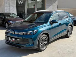 Blu Usata 2024 VW Tiguan Elegance SUV | 38.900 € (Molto cara)