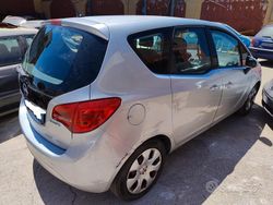 Argento Usata 2011 Opel Meriva Cosmo Monovolume | 1450 € (Super prezzo)
