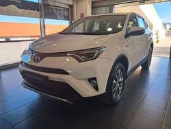 Bianco Usata 2016 Toyota RAV4 Hybrid Active SUV | 13.900 € (Buon prezzo)