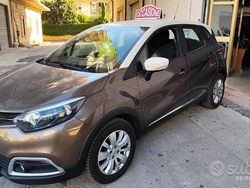 Marrone Usata 2015 Renault Captur SUV | 9300 € (Molto cara)