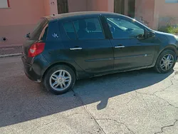 Usata 2008 Renault Clio III Due volumi | 2800 € (Cara)