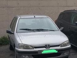 Grigio Usata 1997 Peugeot 106 Due volumi | 1400 € (Buon prezzo)