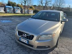 Grigio Usata 2010 Volvo V70 Station wagon | 3250 € (Molto cara)