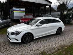 Bianco Usata 2019 Mercedes CLA200 Shooting Brake Executive Station wagon | 15.500 € (Molto cara)