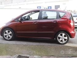 Viola Usata 2011 Mercedes A180 Executive Tre volumi | 3500 € (Ottimo prezzo)