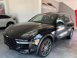 Nero Usata 2015 Porsche Cayenne Turbo SUV | 44.900 € (Ottimo prezzo)
