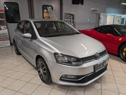 Grigio Usata 2016 VW Polo Business Tre volumi | 6999 € (Buon prezzo)