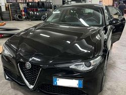 Usata 2020 Alfa Romeo Giulia Business Tre volumi | 15.600 € (Ottimo prezzo)