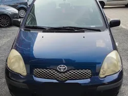 Usata 2003 Toyota Yaris Due volumi | 800 € (Super prezzo)